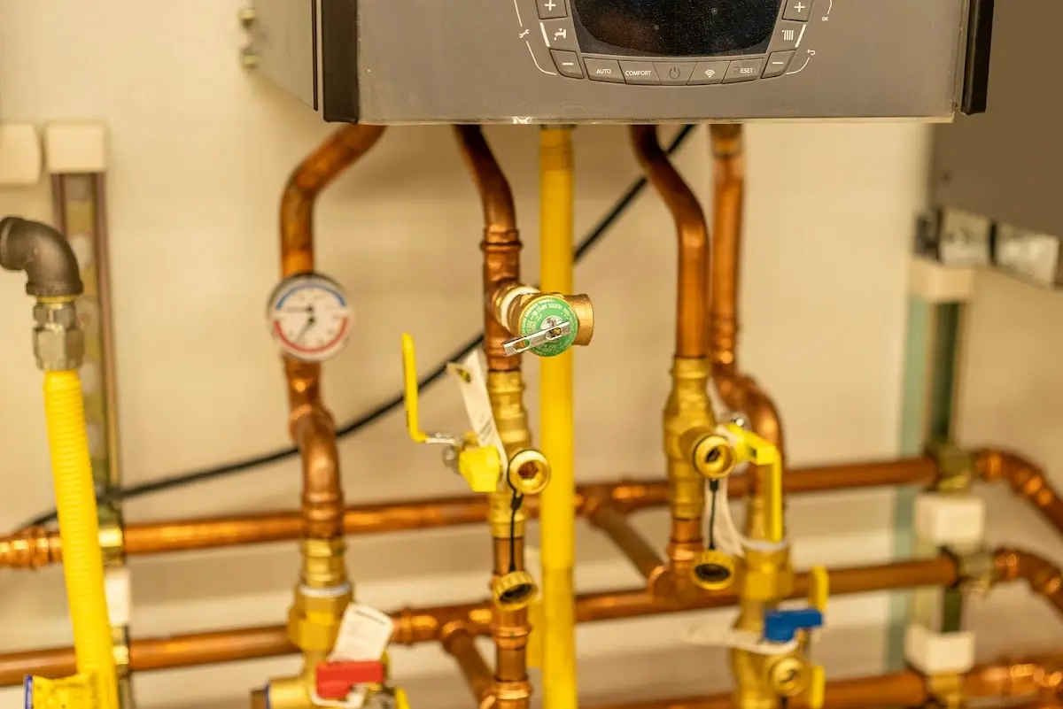 Licensed technician providing Sewer Cleanout for a homeowner in Upper Yoder